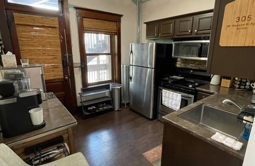 Bloomington Condo | Cozy Downtown Condo in County Seat