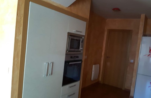 Mijares Cottage | Cozy duplex penthouse with wooden ceilings