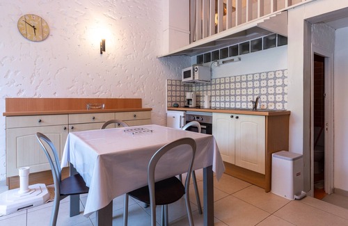 Seignosse Apartment | Cozy Duplex Studio Near Bourdaine Beach, Seignosse - Terrace, Private Park, Surf & Golf Nearby
