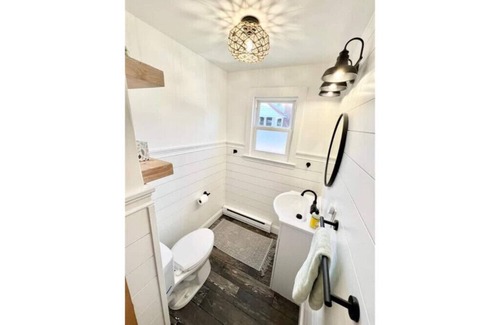 Madison House | Cozy Family Beach Cottage