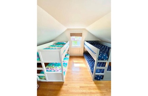 Madison House | Cozy Family Beach Cottage