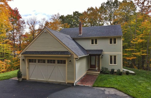 Meredith House | Cozy family friendly home in the lakes region with outdoor cedar sauna