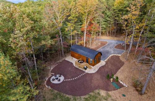 Luray House | Cozy Family Luray Cabin w Fire Pit Grill WiFi & More