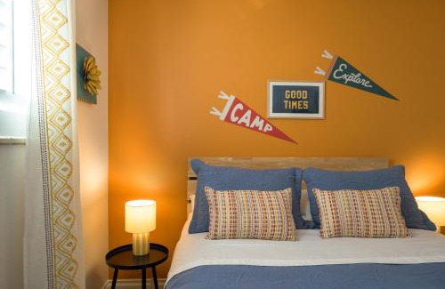 Alta Vista Area House | Cozy Family Retreat with Yard - Walk to Olde Town