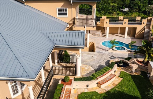 Carnbee Villa | Cozy Family Villa with Jacuzzi and Pool in Carnbee, Tobago