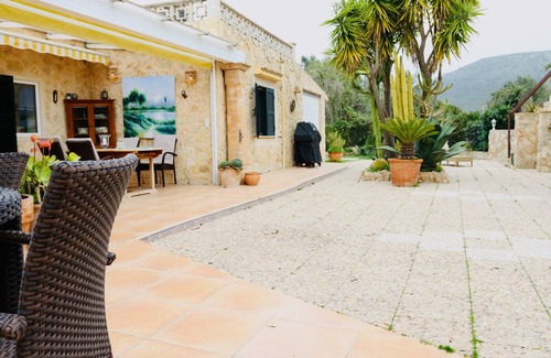 Son Antem House | Cozy finca with pool and mountain views