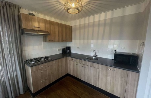 Bant House | Cozy furnished house with garden