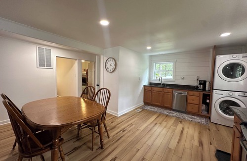 Wittman House | Cozy getaway! Centrally located between St. Michaels and Tilghman Islandnn