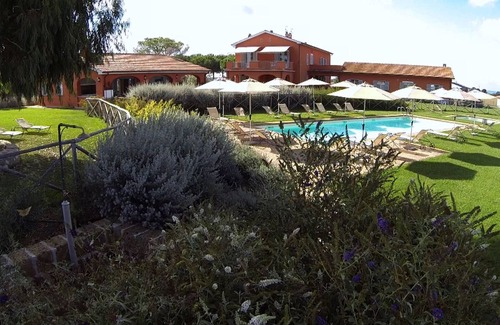 Tarquinia Other | Cozy ground floor apartment for 4 people.