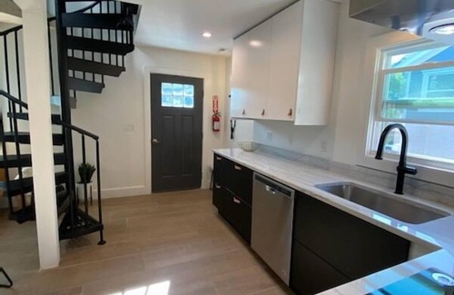 Downtown Park City Condo | Cozy Haven Condo, 2 Bedroom On Park Ave! Perfect For Sundance And Skiing!