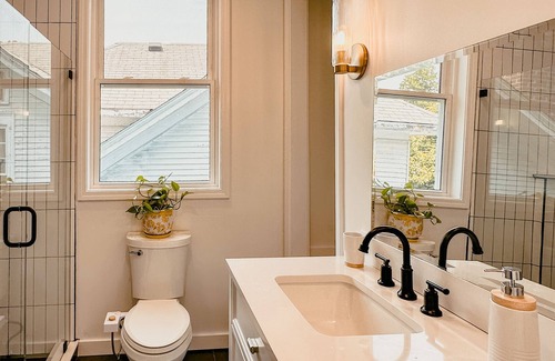 Tyler Park House | Cozy home away from home! NO CLEANING FEE! Central Location!