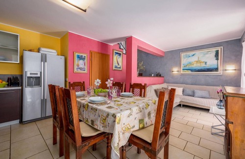 Bale House | Cozy home in Bale with sauna