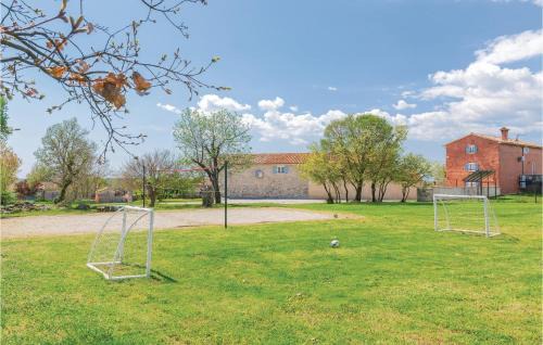 Orihi House | Cozy Home In Barban With Sauna