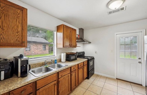 Bridge City House | Cozy home in Bridge City