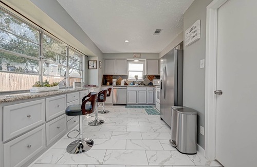 Cypress Bed & Breakfast | Cozy home in Cypress