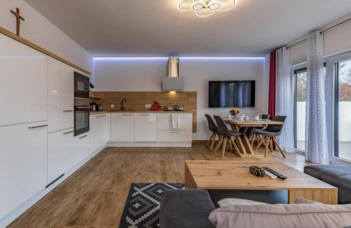 Pomer House | Cozy home in Medulin with kitchen