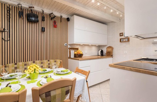 Miholascica House | Cozy home in Miholascica with WiFi