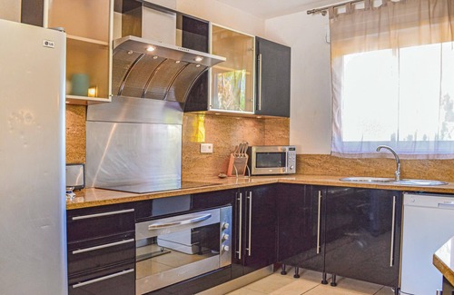 Moriani-Plage House | Cozy home in Moriani Plage with WiFi