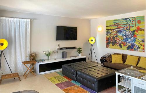 Muzini House | Cozy Home In Naselje Muzini With Sauna