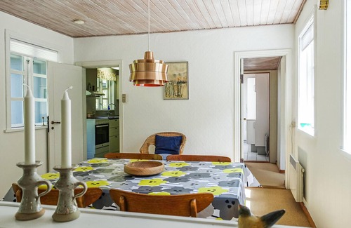 Balka Strand House | Cozy home in Nexø with WiFi