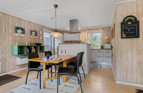 Houstrup House | Cozy home in Nørre Nebel with sauna