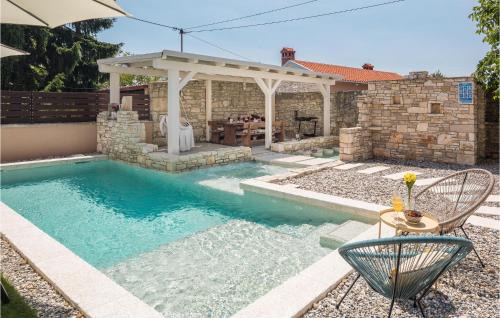 Peresiji House | Cozy Home In Peresiji