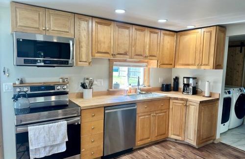 Pittsfield House | Cozy Home in Pittsfield