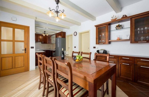 Porec House | Cozy home in Porec with WiFi