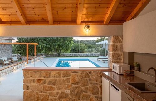 Primosten Burnji House | Cozy home in Primosten with WiFi