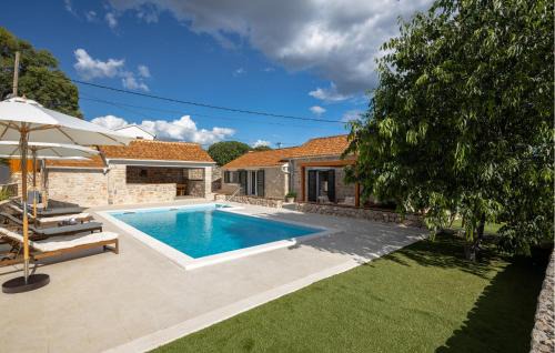 Primosten Burnji House | Cozy Home In Primosten With Wifi