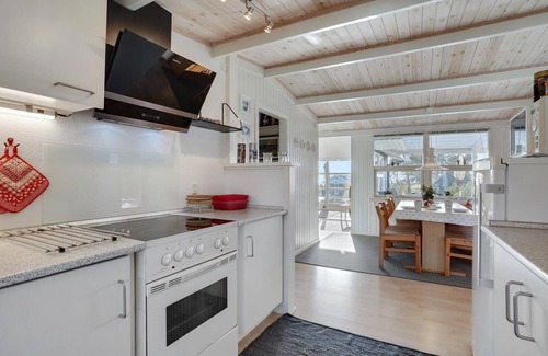 Kegnæshøj House | Cozy home in Sydals with kitchen
