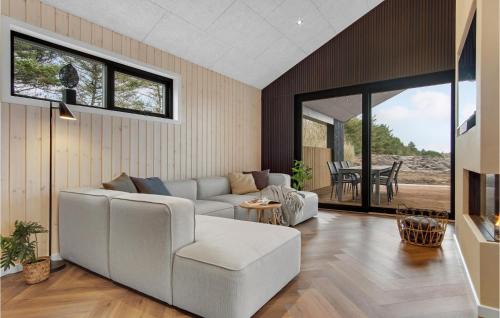 Skaven Strand House | Cozy Home In Tarm With Sauna