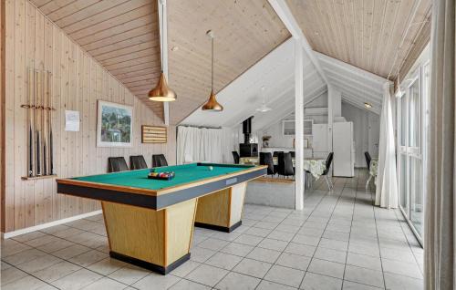Bøtø By House | Cozy Home In Væggerløse With Sauna