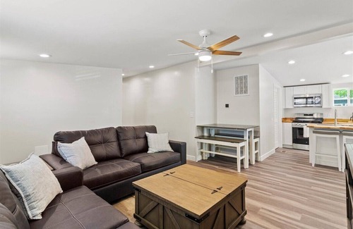 Russells Point House | Cozy home in Waterbury with a water view!