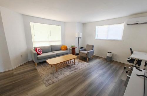 West Lake Stevens Apartment | Cozy home, Walk to Lake, Food & Shops, EV Charger