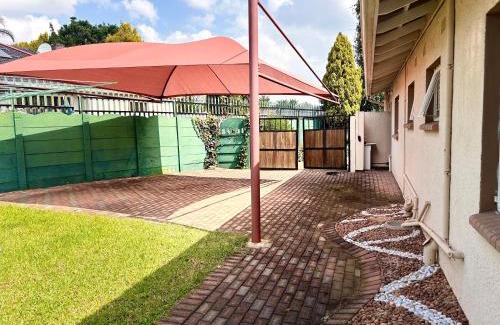 Kempton Park House | Cozy Home with Pool, Braai & Top Security