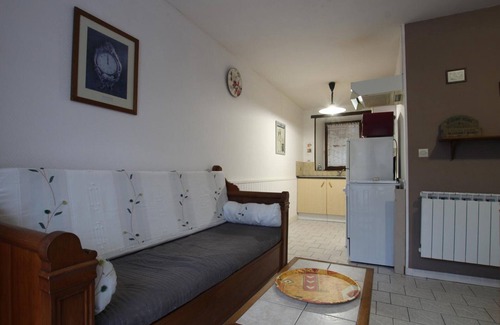 Cerences Cottage | Cozy House in Cérences - Pets Allowed