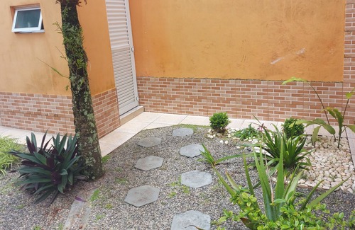 Centro House | Cozy house in Jequitiba, 50 mtrs from the beach with swimming pool!