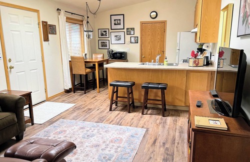 McKinleyville Apartment | Cozy II w/private yard