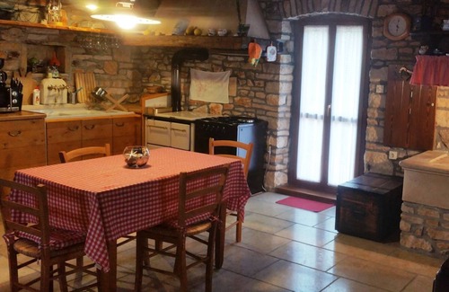 Rakalj House | Cozy istrich stone house with fireplace and garden