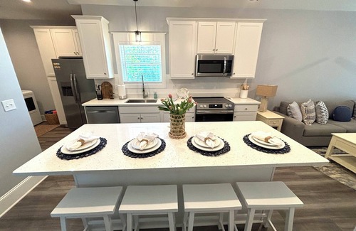 Leesville House | Cozy Lake Home in Quiet Cove