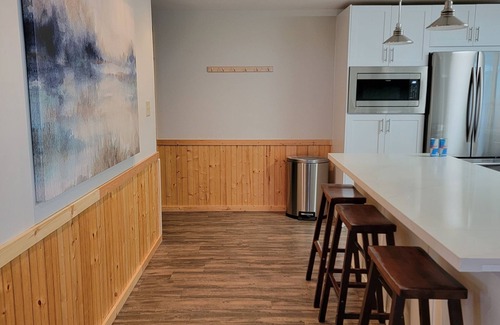 Little Kowaliga House | Cozy Lake Martin Retreat - 3BR Getaway with Fireplace & Peaceful Views