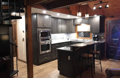 The Bays Cabin | Cozy Lake Ossipee All Season Cabin