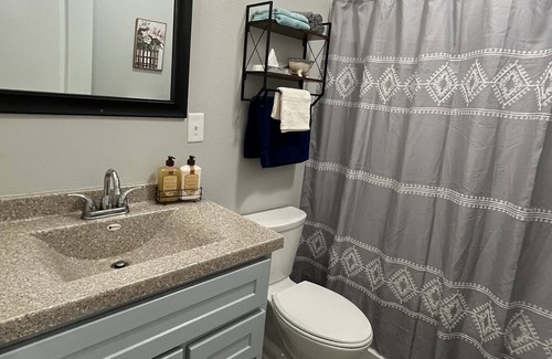 Fredericktown House | Cozy lake retreat with king bed — Full Access to Lake! Near many hiking trails