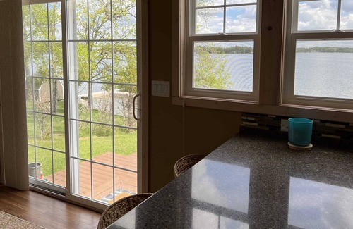 Bottineau Cabin | Cozy Lakefront Getaway on Lake Metigoshe