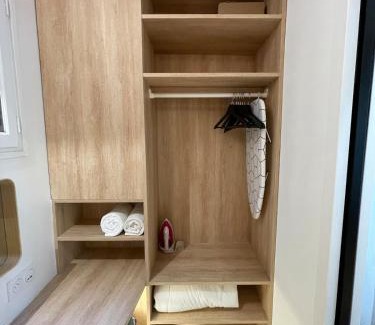 Montmartre Apartment | Cozy Loft Montmartre Place des Abbesses Sacré Cœur