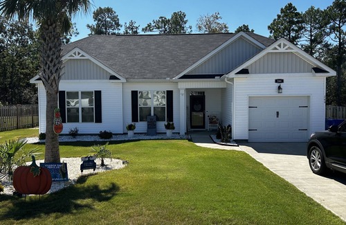 Bath House | Cozy masters week home