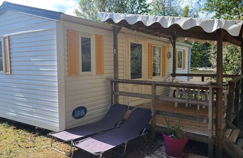 Salles House | Cozy mobile home with terrace for 4 people