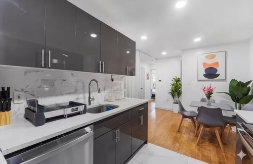 Weequahic Apartment | Cozy Modern Home Near NYC - 5 mins to EWR Airport