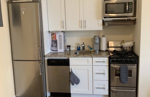 Asbury Park Apartment | Cozy & Modern Oceanfront Retreat